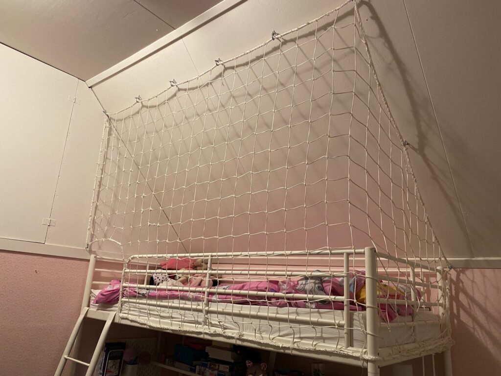 Nylon net wit geknoopt 10cm maas