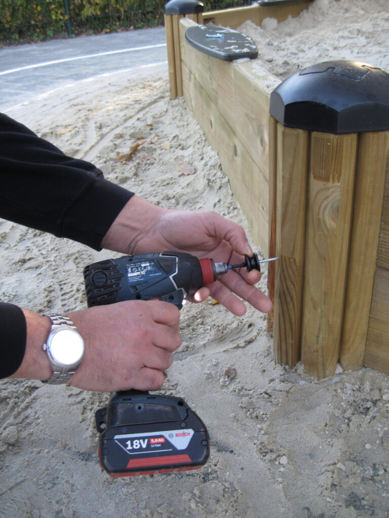 Kunststof montagedop + schroef en plug